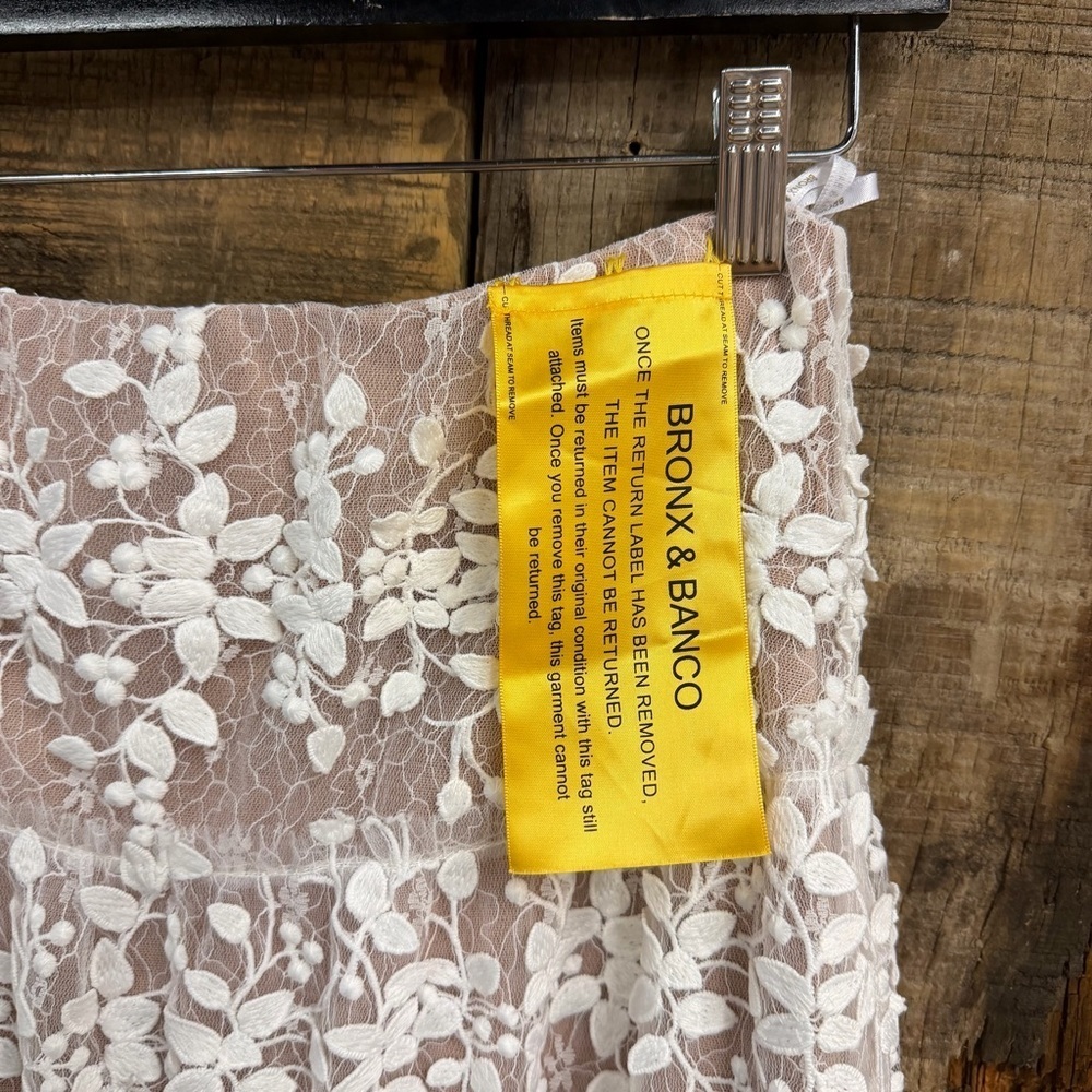 Bronx and Banco Megan skirt White Floral Lace midi bridal Revolve Sz M - Picture 9 of 9